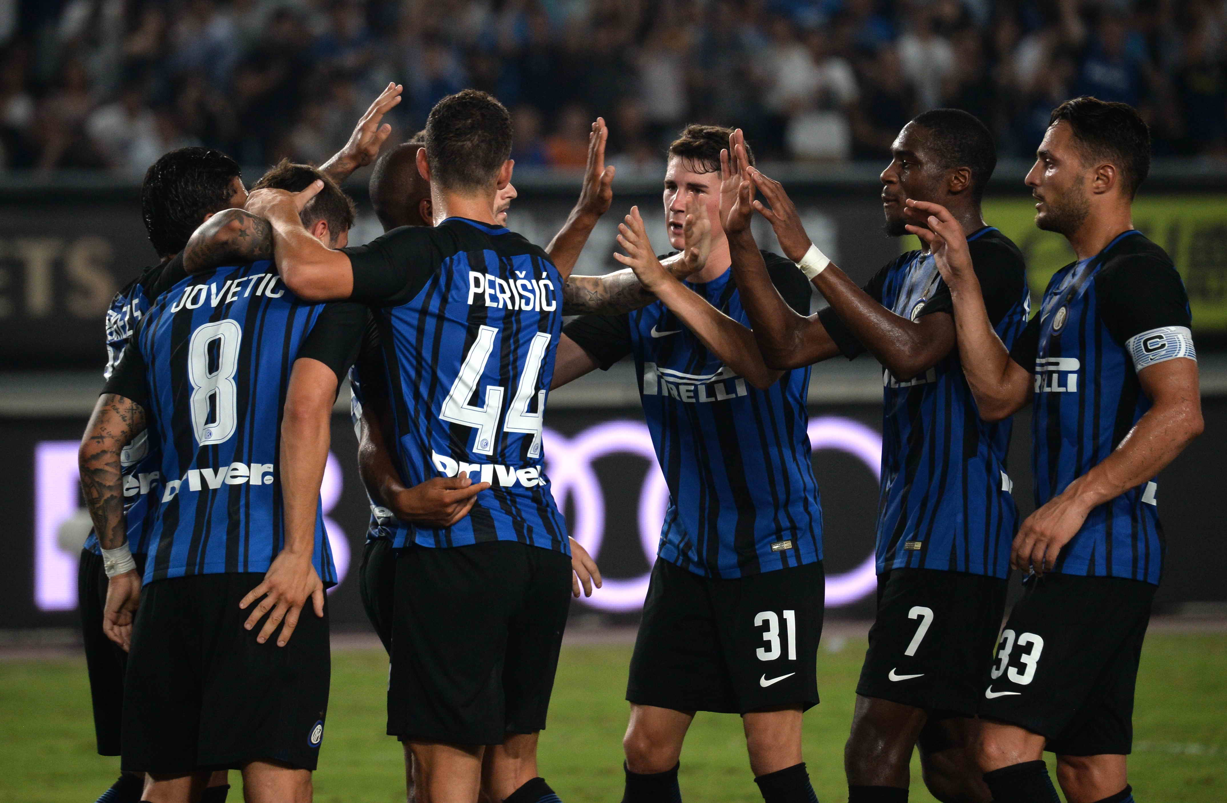 现代足球似 现代足球似