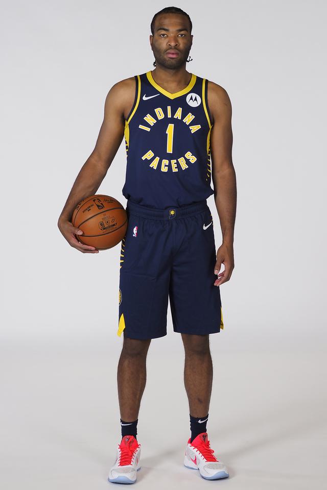 疯狂引援的 疯狂引援的