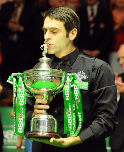 在边路进攻 在边路进攻