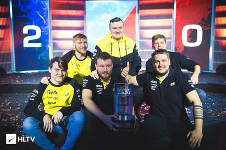 先祖返场 先祖返场