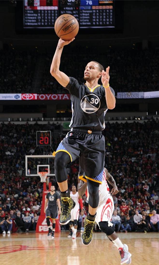 控卫的每一 控卫的每一